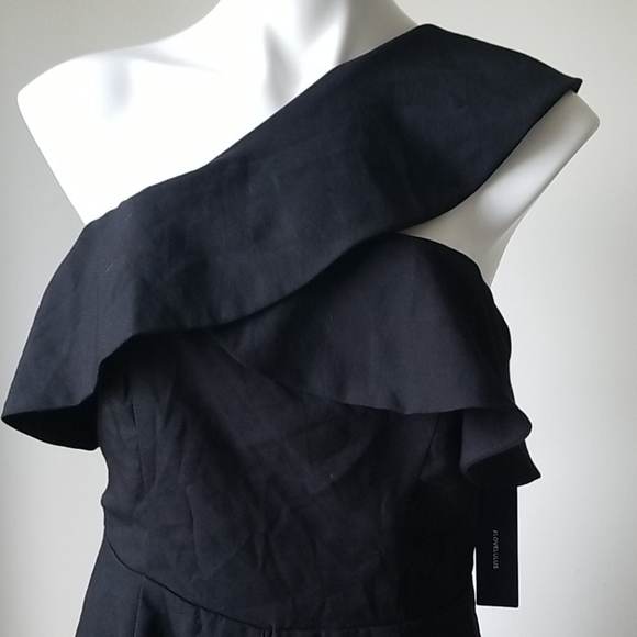 Lulu's Butterfly Effect One Shoulder Romper - Picture 14 of 16